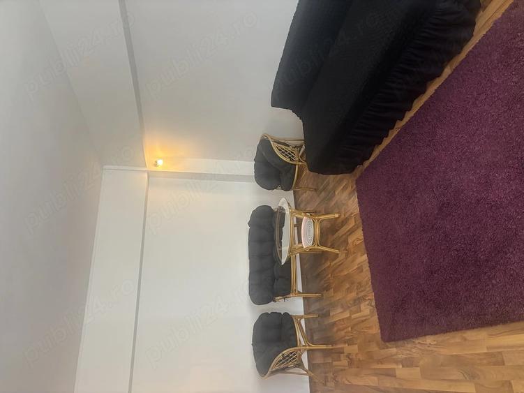 Apartament cu 2 camere decomandat în Trocadero