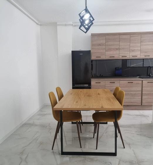 Apartament cu 2 camere decomandat în Florești