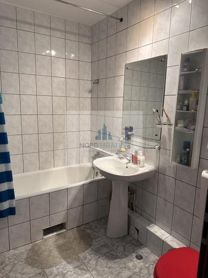 Apartament cu 4 camere, mobilat în Brâncoveanu