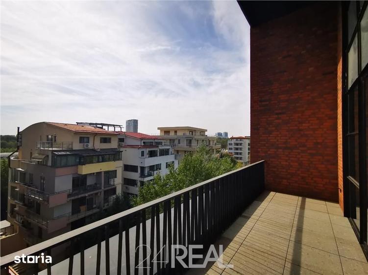 Spațiu comercial, de 224.6 mp, în Tei