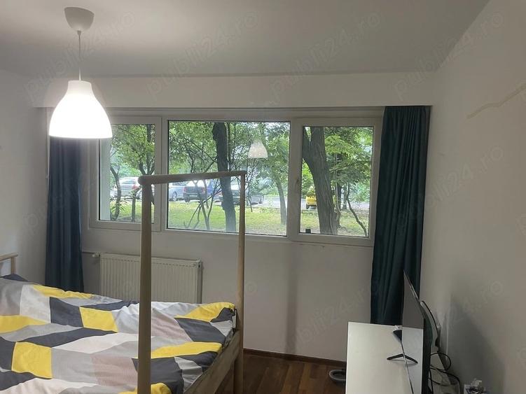 Apartament cu 2 camere decomandat în Drumul Taberei