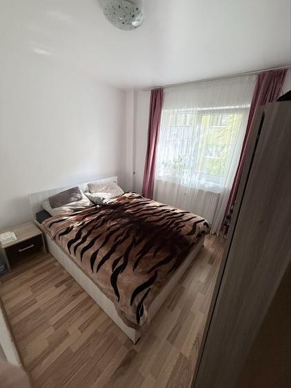 Apartament cu 2 camere semidecomandat în George Enescu