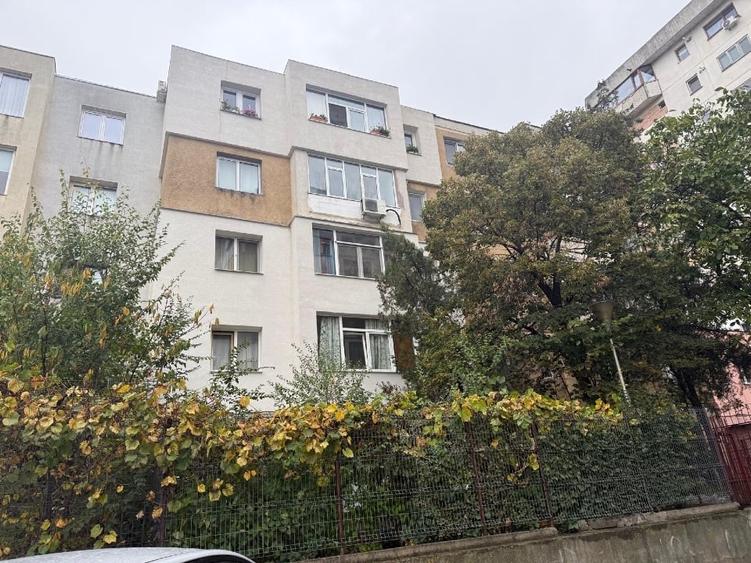 Apartament cu 2 camere semidecomandat, mobilat în Gară