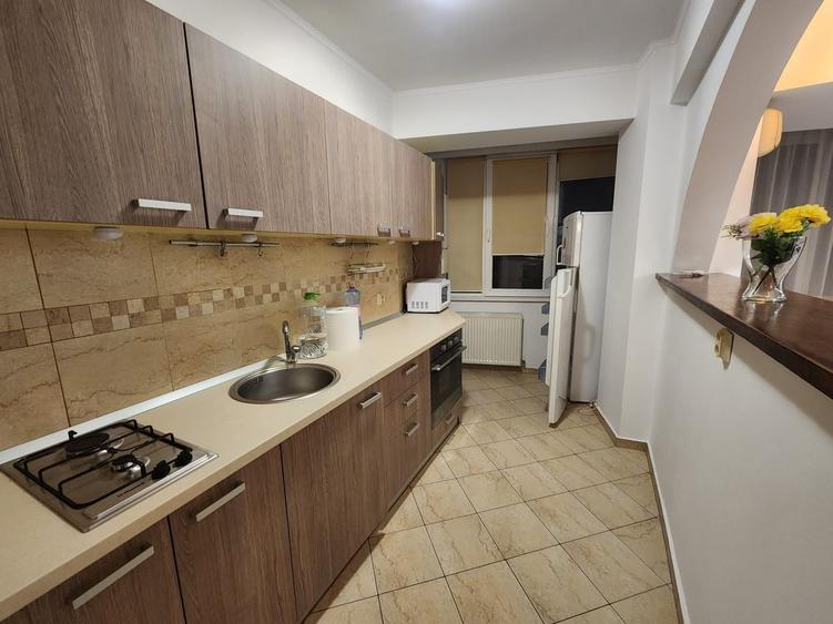 Apartament cu 2 camere semidecomandat în Sala Palatului