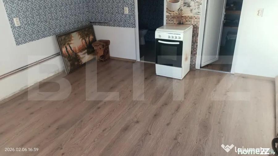 Casă cu 5 camere cu Teren 800 Mp în Central