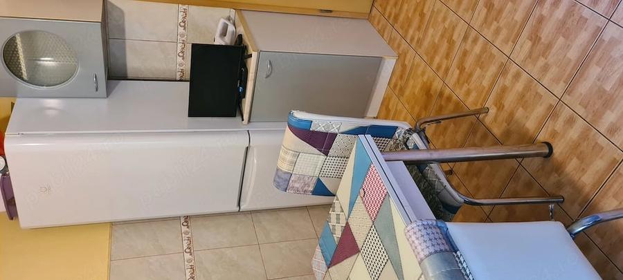 Apartament cu 3 camere semidecomandat în Complex Studențesc