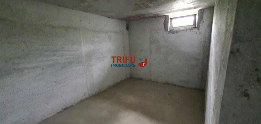 Casă individuală cu 4 camere cu Teren 300 Mp în Partoș
