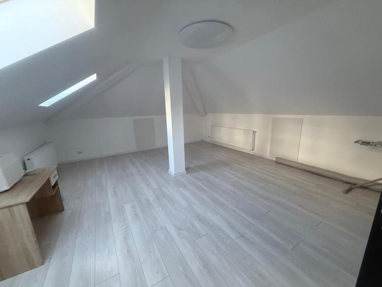 Casa individuala pe parter, cu 4 camere, direct proprietar. - 9