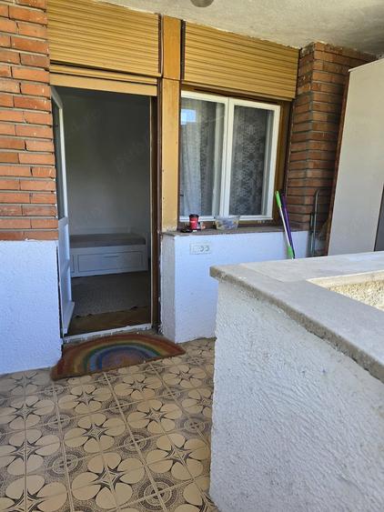 Garsoniera etaj 1 UMT balcon baie si bucatarie din constructie amenajata integral mobilata utilata - 19
