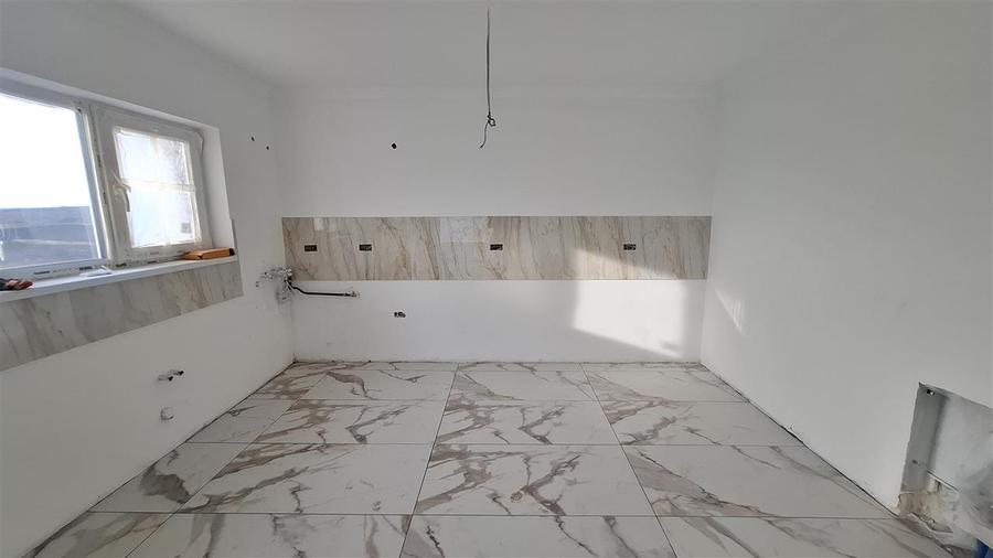 Casa 4 camere Valea Lupului,Incalz Pard,Demisol,Beci - 6