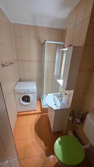 Lujerului, Militari - 5