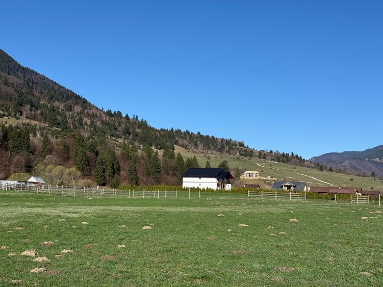 Teren intravilan In Zarnesti zona Plaiul Foii deschidere asfalt si priveliste - 9