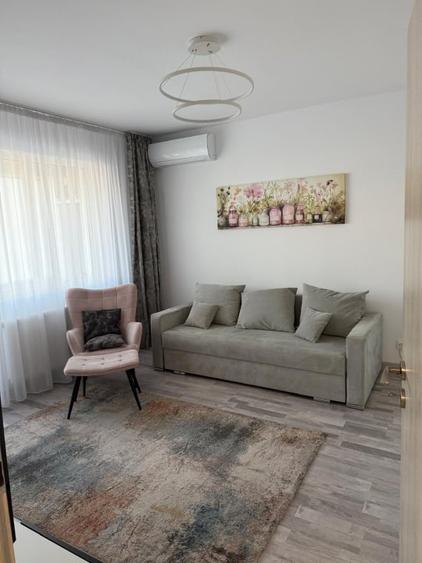 Prima inchiriere// 2 camere Rotar Park 2 // Loc de parcare inclus - 2