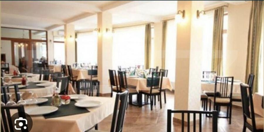 Pensiune 10 Camere pretabil si pentru Casa e Varstnici - 1