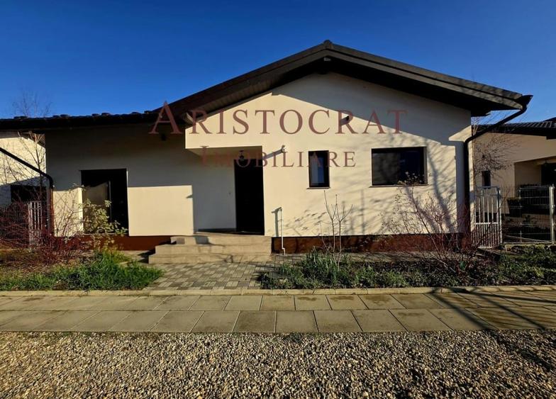 Casa parter zona centrala - 1