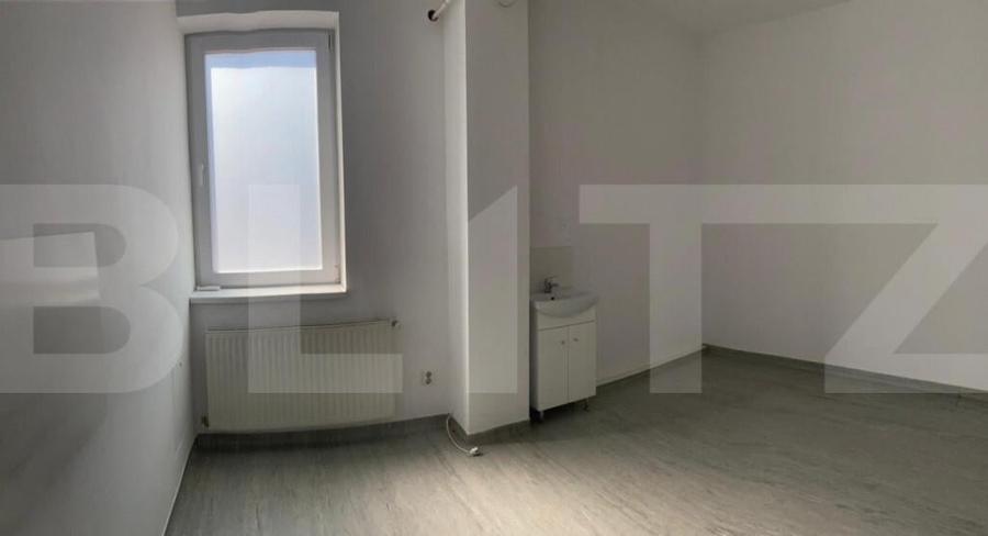 Cladire individuala, 1000 mp, ideala pentru sediu administra - 36