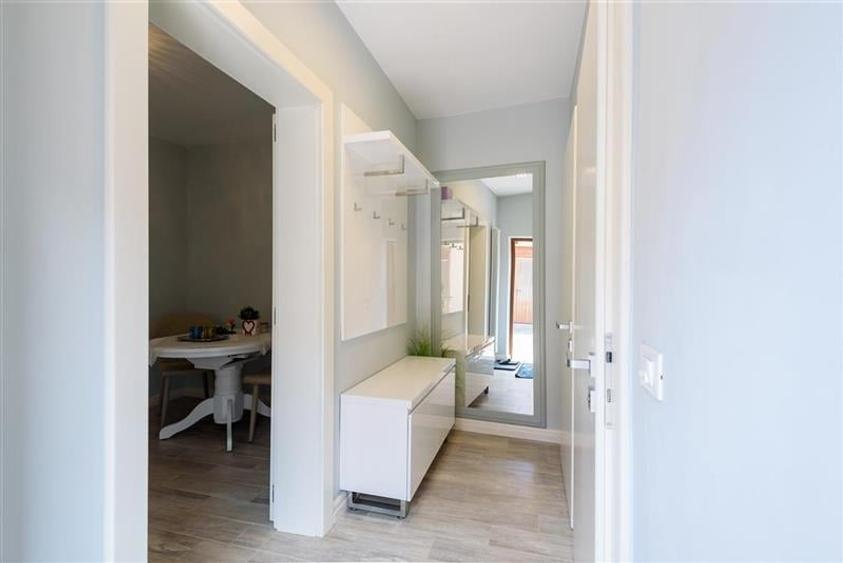 Proprietate nobiliara, cu influente moderne, Prejmer, Brasov- rezidential/ comer - 30