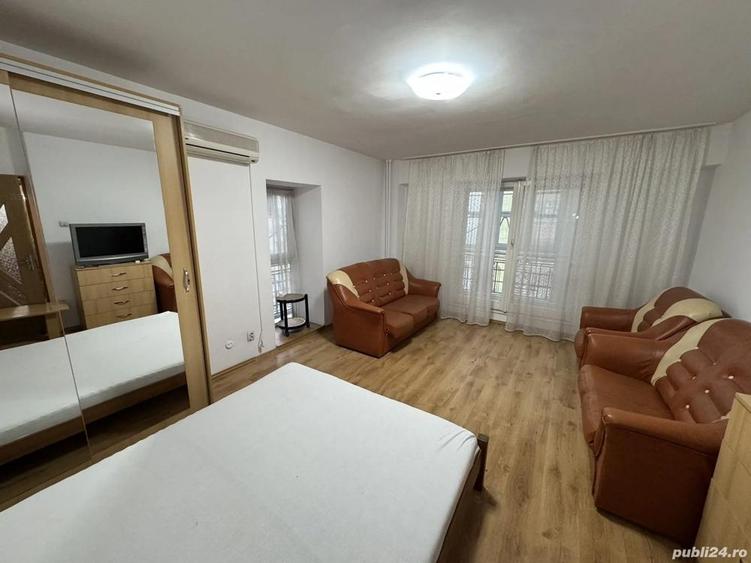 Timpuri Noi - Metrou - 1