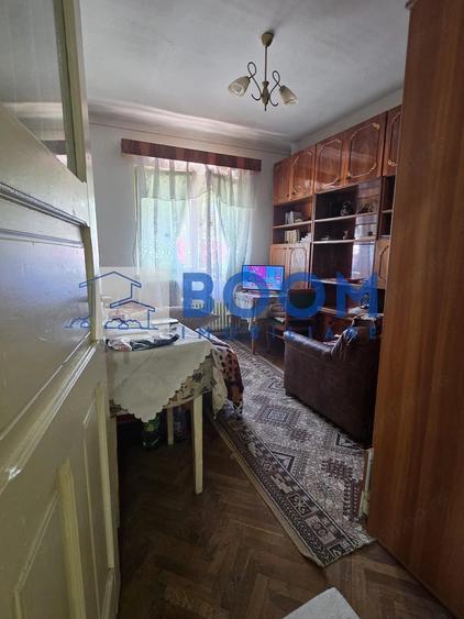 Casă cu 4 camere cu Teren 403 Mp în 1 Mai