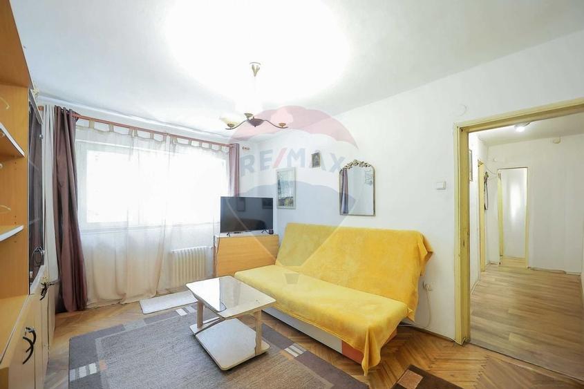 Apartament 3 camere de vânzare, Nufarul, Reabilitat, Apă geotermală - 12