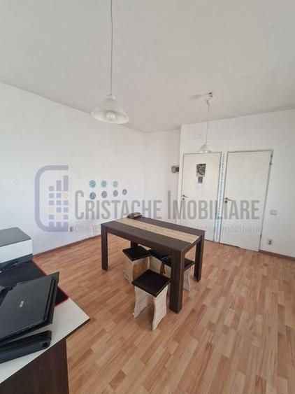 Spațiu comercial, 25 mp, centrala proprie si acces din Bd. Mărășești - 3