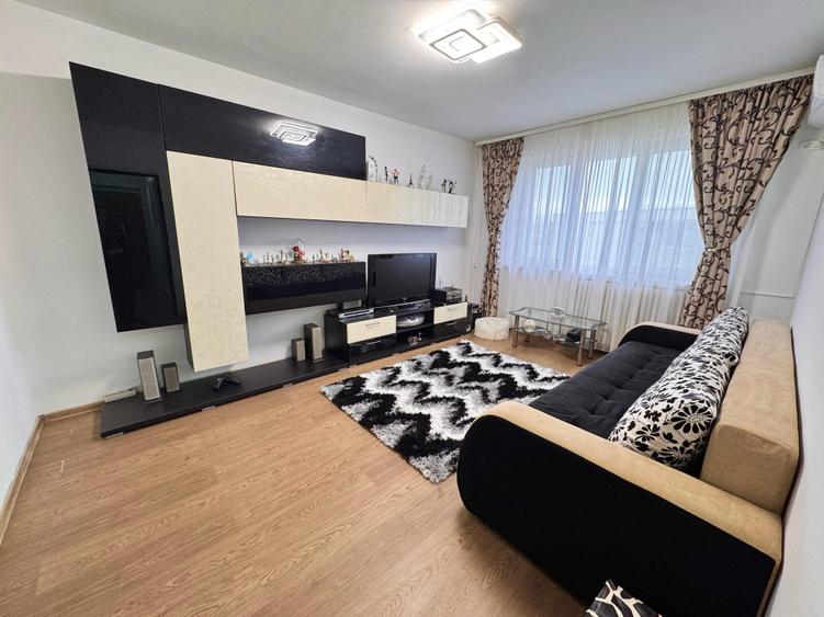 38369  Apartament 2 camere Gara - 1