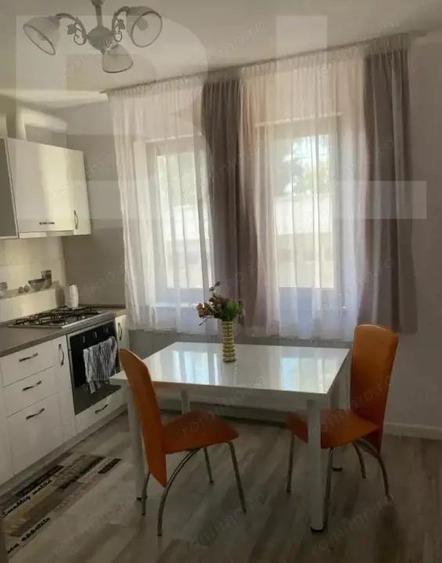 VILA DE INVESTI?IE CU 4 APARTAMENTE ?I 2 SPA?II COMERCIALE INCHIRIATE - 2