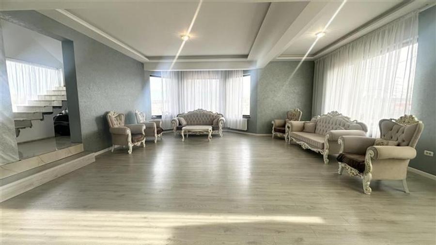 Casa P+1+Pod(M)Foarte Spatioasa, Mobilata si Utilata Complet, Zona Palas - 34