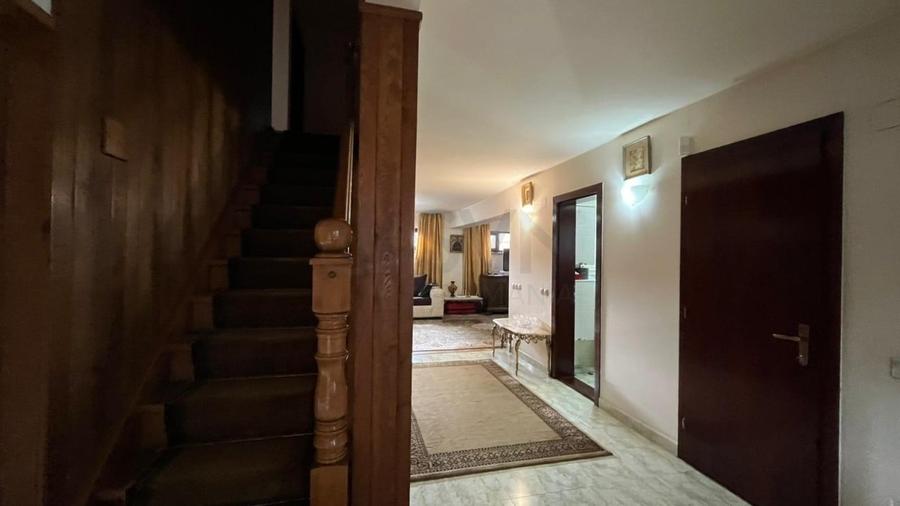 REV2005341 Vila deosebita cu piscina si teren generos Buftea zona exclusivista - 30