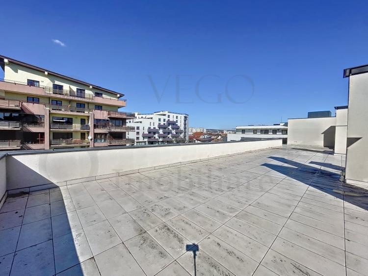 3 camere, 93 mp, terasa 100 mp, 2 bai, garaj, aproape de Iulius Mall - 12