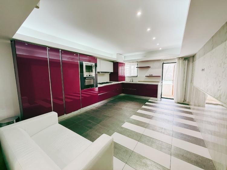 PROPRIETAR, apartament 3 camere mobilat, zona semicentrală, 5 minute de metrou - 7