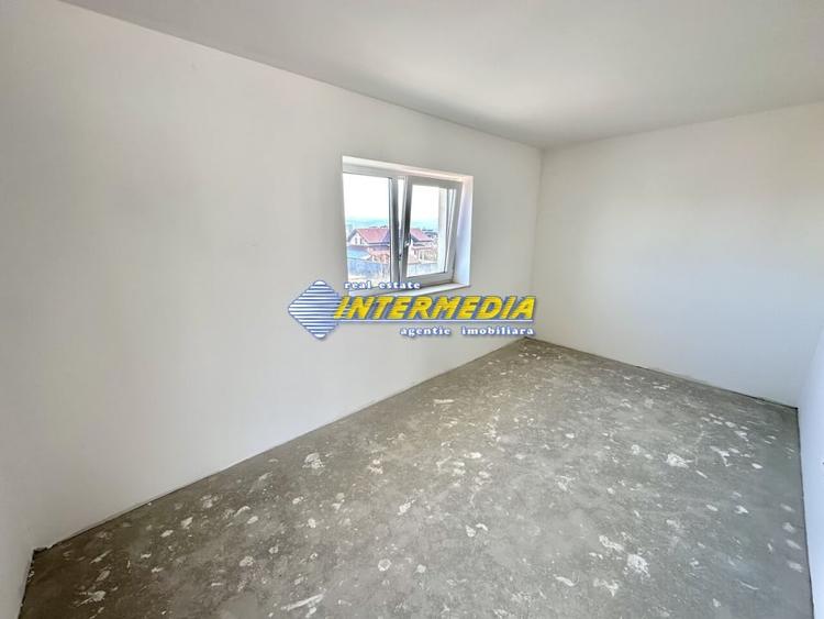 Casa noua in Cetate 4 camere teren 340 mp finisata 90 % - 6