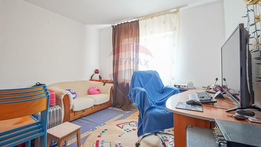 De vanzare 4 camere Racadau-zona Parcul Trandafirilor - 23