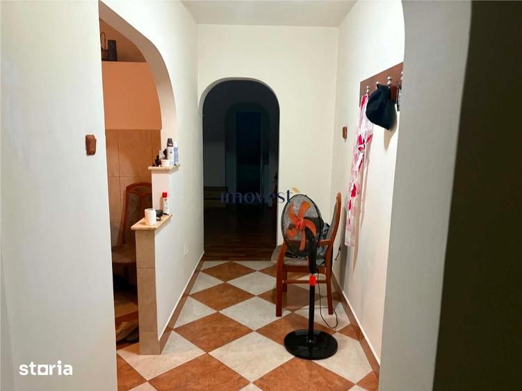 De inchiriat: Apartament cu 3 camere in zona Careiului - 5
