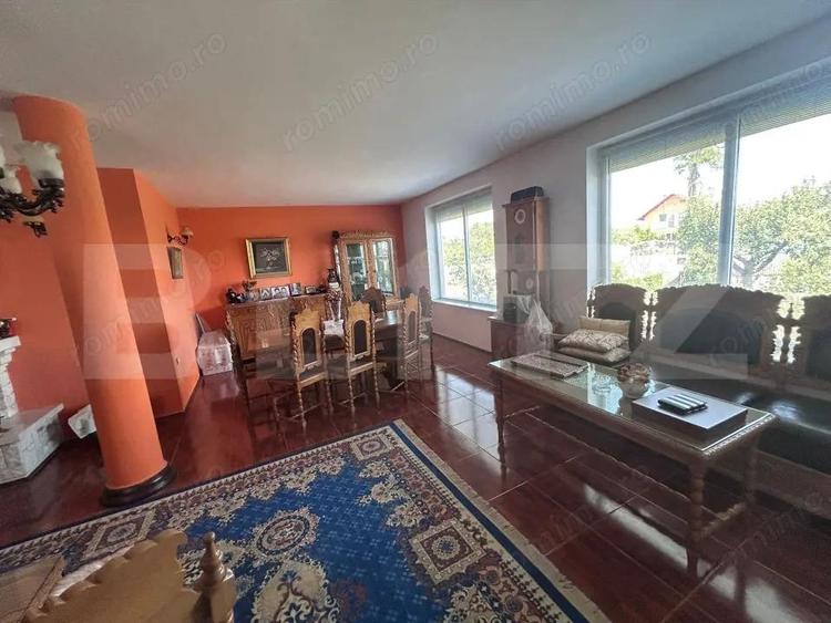 Casa cu incalzire in pardoseala si 17.000 mp teren, sat Oboga - 9