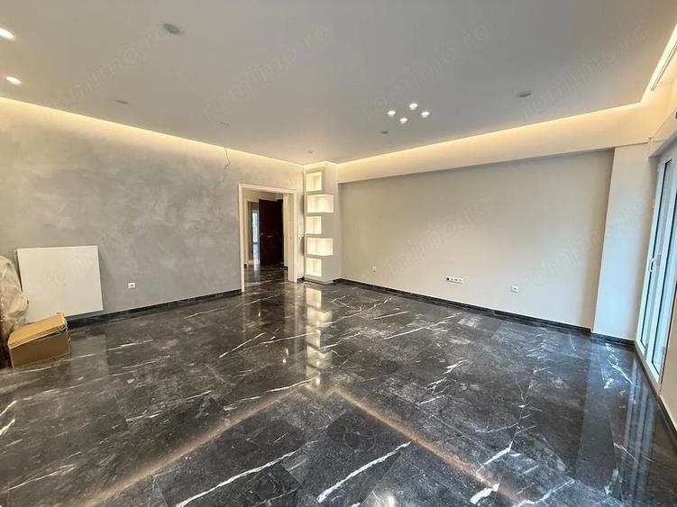 Spatiu comercial de inchiriat in zona Unirii in apropiere de metrou - 6