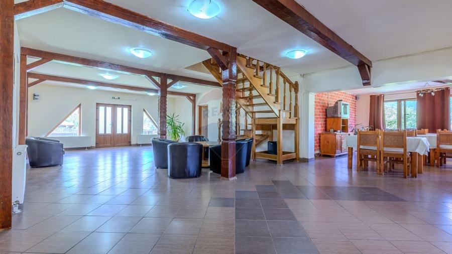 Hotel / Pensiune cu 10 camere de vanzare/Vama Buzaului - 6