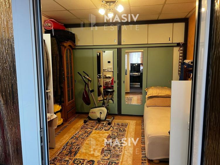 De vanzare apartament la casă cu grădină proprie - 9