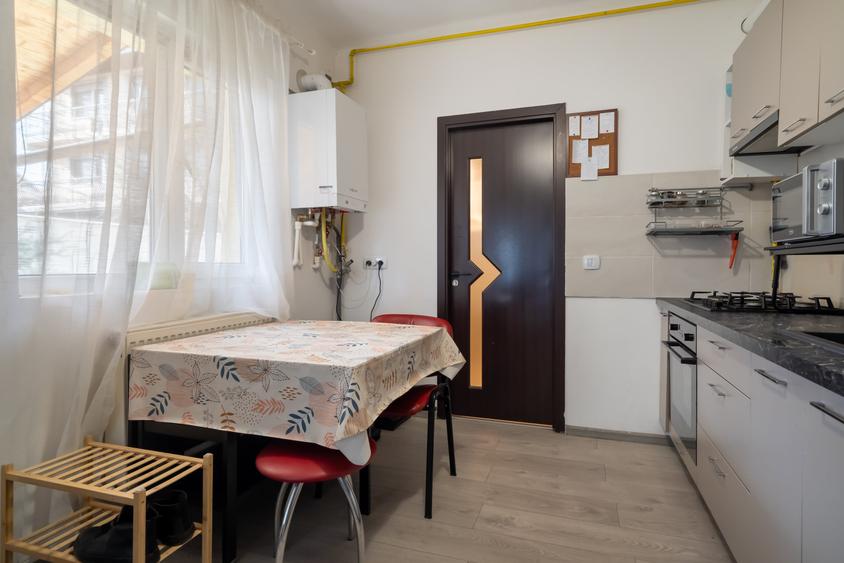 Casă cu curte generoasă pe o stradă liniștită din Bucureștii Noi - 31