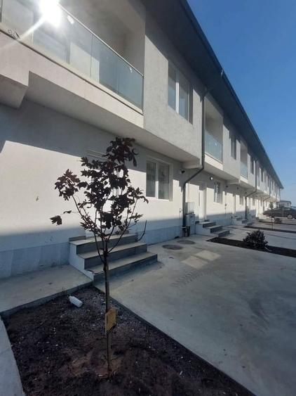 Casa în Dobroești - - 1