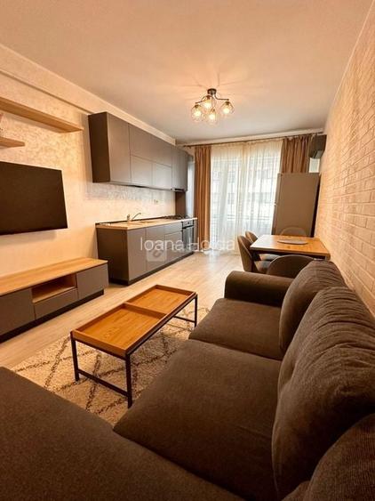 Royal Town, 3 camere ready to move, amenajat integral, terasa ampla Royal Town, 3 camere ready to move, amenajat integral, terasa ampla