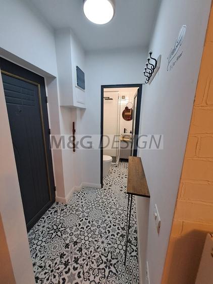 Apart 1 cam Universitate -Complex,   etaj 1 centrala proprie - 17