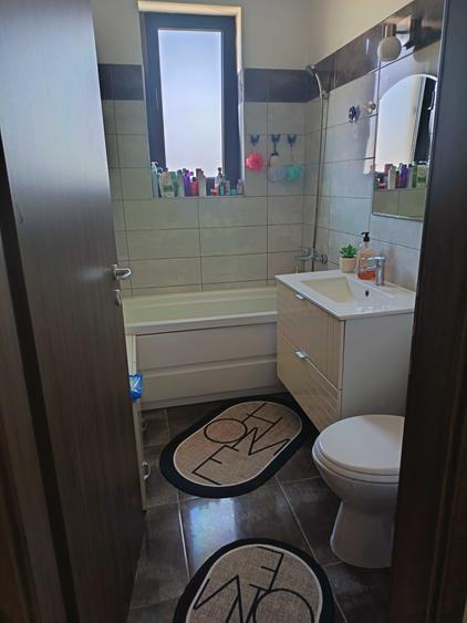 Proprietar vand apartament 2 camere - 1