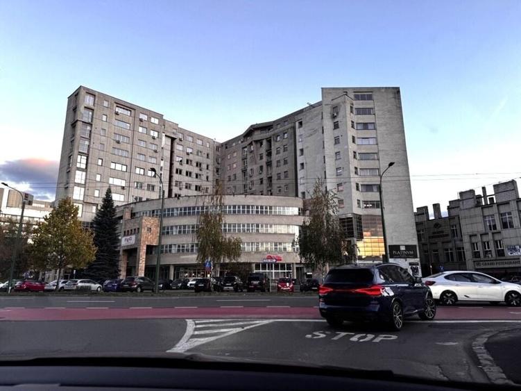 Spatiu comercial/Clinica/Cladire de birouri - Brasov - 1