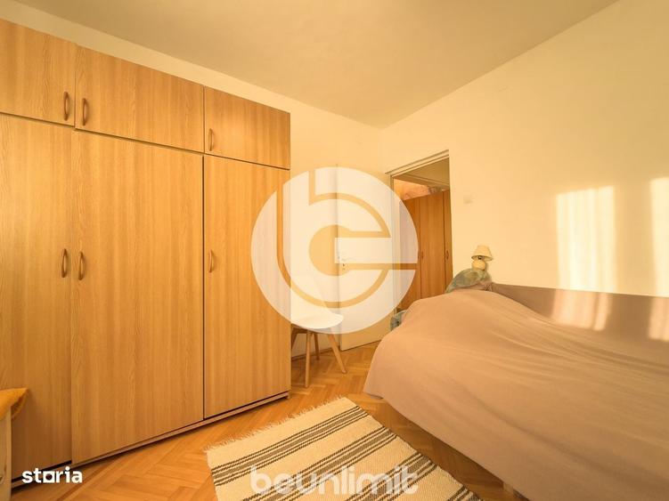 Apartament cu 3 camere decomandat în Terezian
