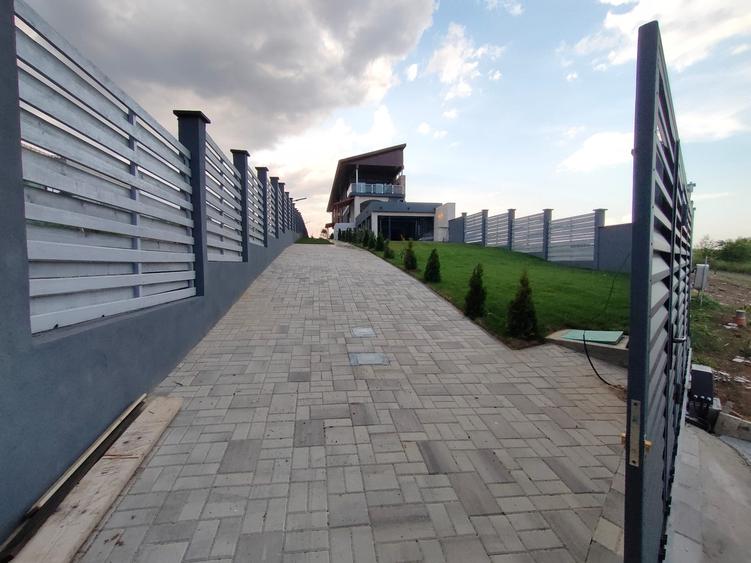 Corbeanca pe malul lacului si langa padure, vila de inchiriat - 9