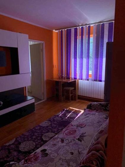 Vand apartament 2 camere - 8