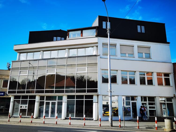 Vanzare Spațiu Comercial 1013 mp Utili P+3 în Zona Cu Trafic Intens din Sibiu - 3