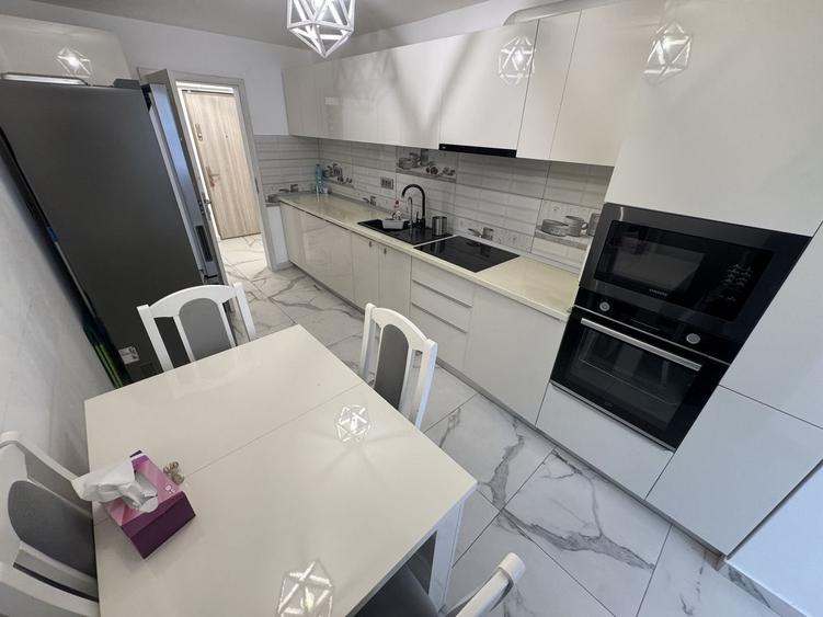 Apartament 3 camere zona Gara - Renovat Total cu Incalzire in Pardoseala - 7