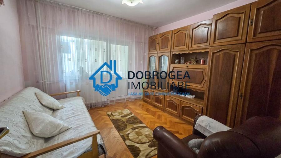 STRADA VICTORIEI - 3 CAMERE DECOMANDAT, ETAJ 1 ,CENTRALA GAZ - 3